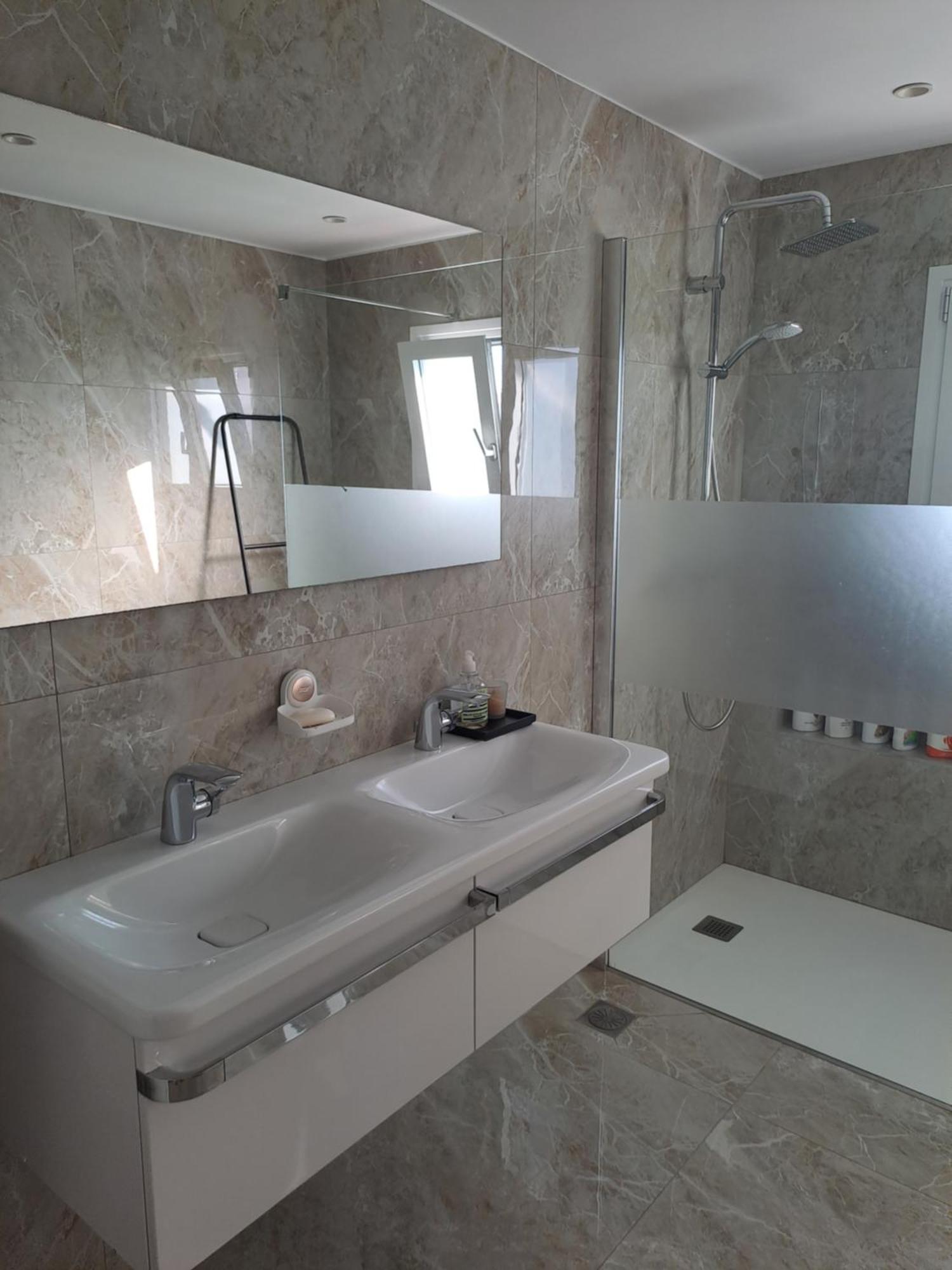 Apartment Quiet House-athens Center 100 Meters Balcony On The Floor *