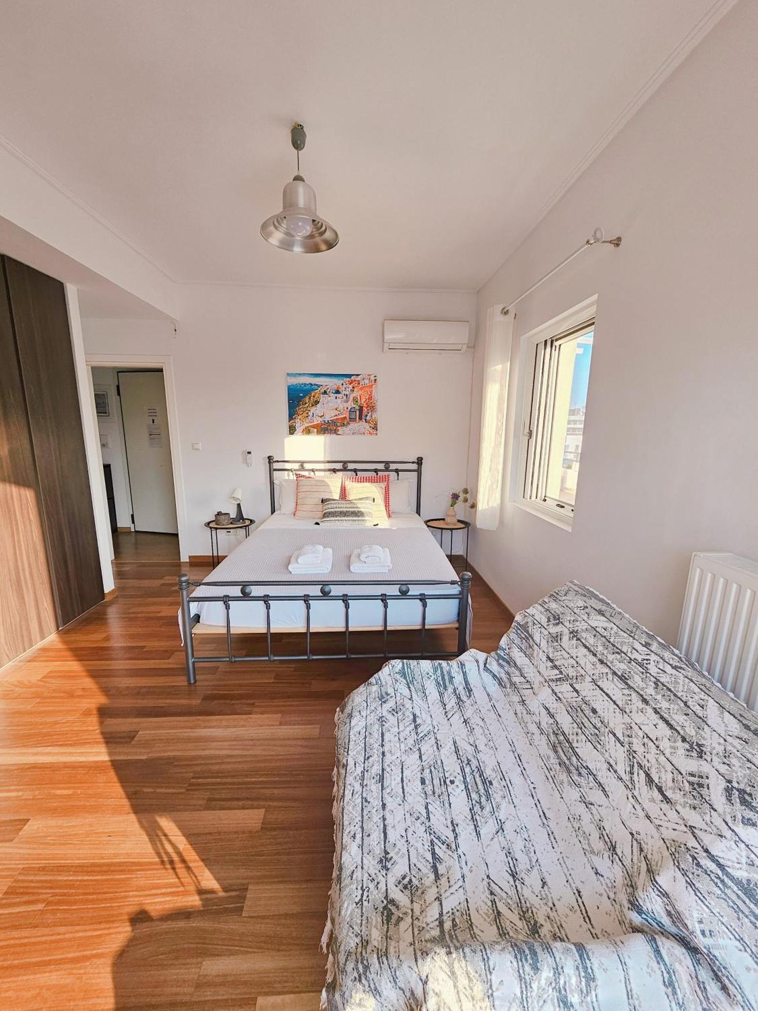 Quiet House-athens Center 100 Meters Balcony On The Floor *